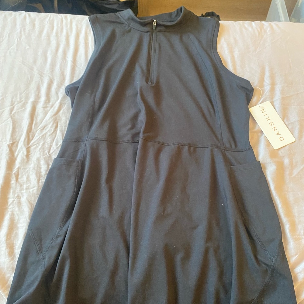 Danskin Gray Sheath Dress Sleeveless Mock Neck